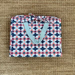 NWT! Vera Bradley Hanging Travel Organizer